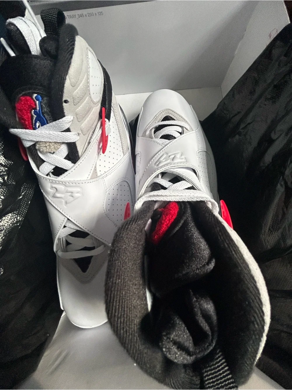 Jordan 8 Bugs Bunny 2025 size 10.5